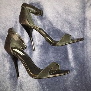 Steve Madden strappy black heels